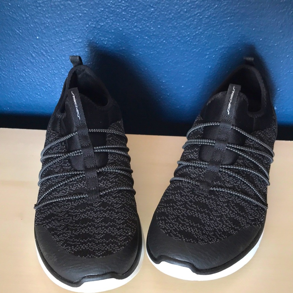 Skechers memory foam black slip on shoes size 8